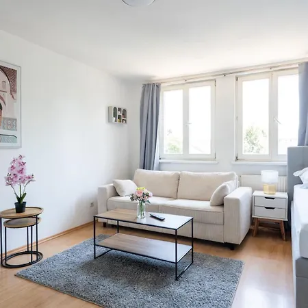 Charmante Fohnsdorfer-wohnung In Red Bull Ring Naehe Apartamento Fohnsdorf